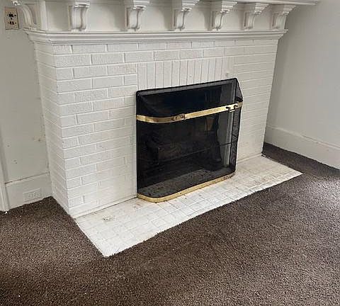 4th image of 822 Greenwood Ave