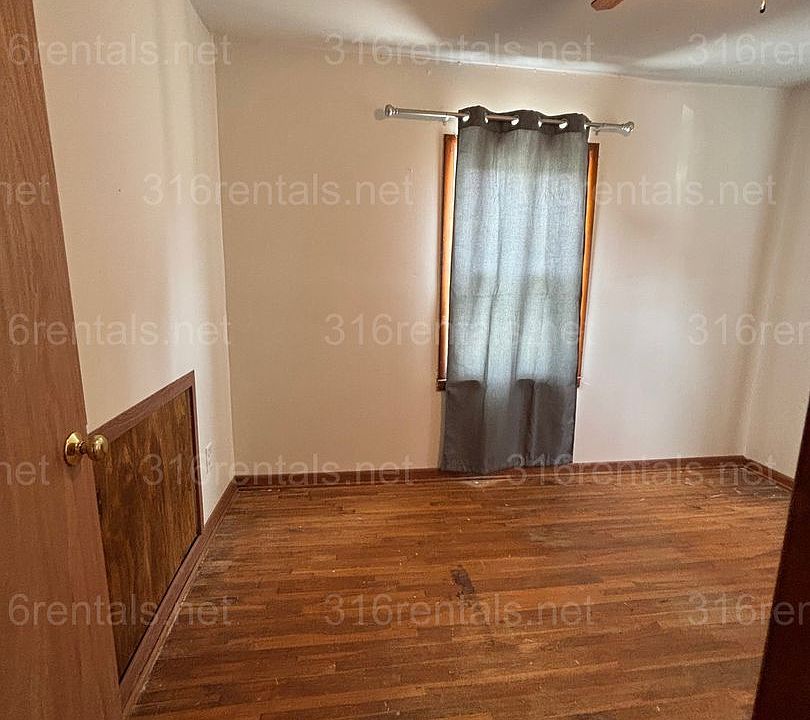 1st image of 544 N 11th St