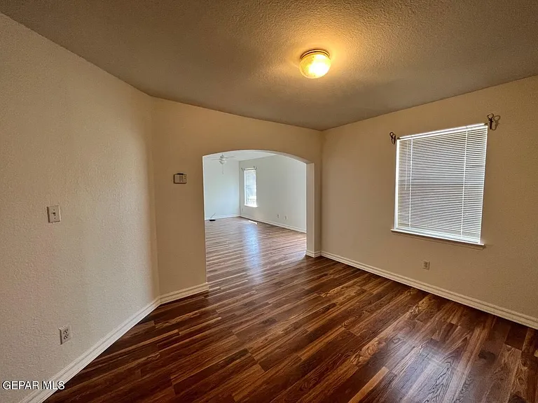 7105 Tierra Roja St — Photo 28