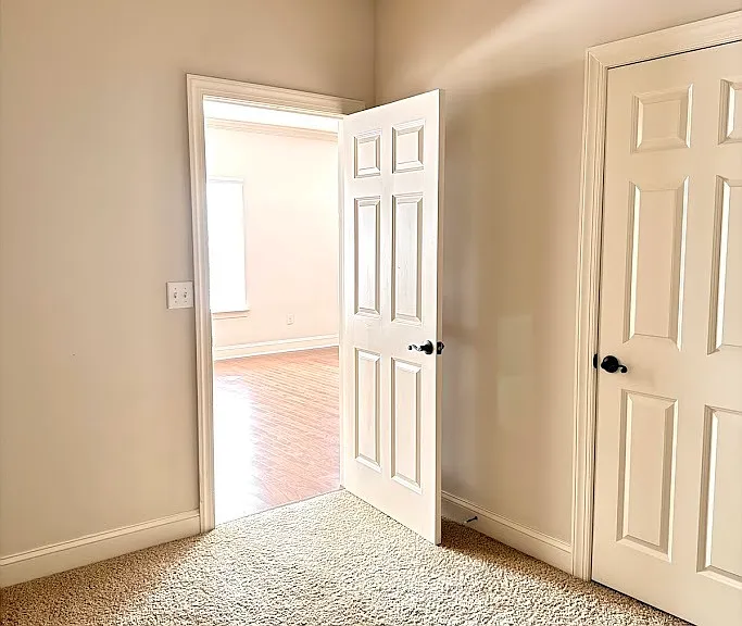 708 Osborne St #206 — Photo 12