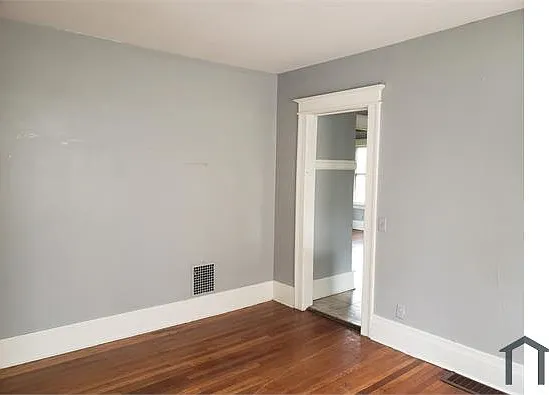 2 bed, 1112 sqft, $1,400 — Photo 2