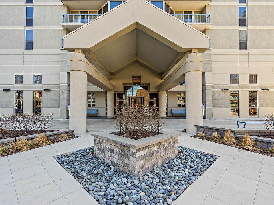 1st image of 1660 North Prospect AVENUE #308