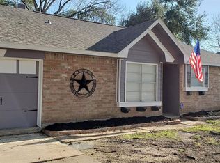 11923 Fairbury Dr, Houston, TX 77089