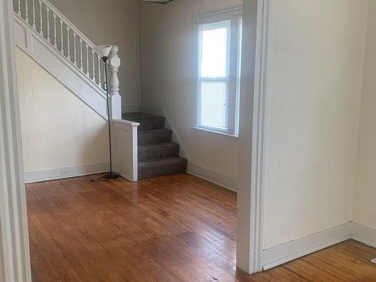 2430 Amelia Ave — Photo 6