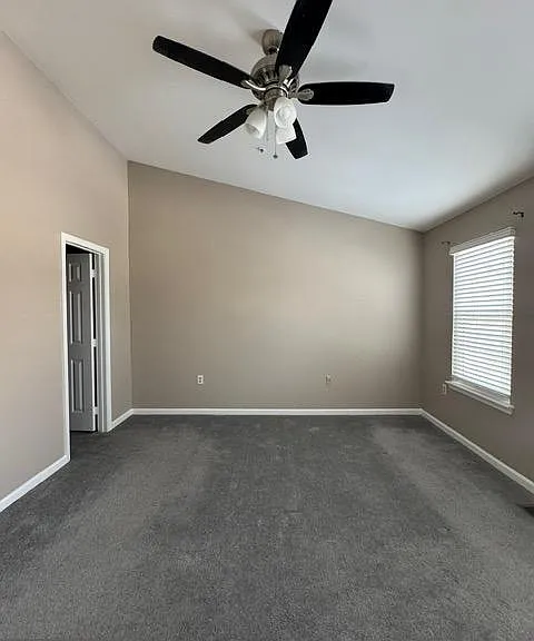 2459 Wentworth Dr — Photo 34