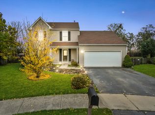 2970 Pineland Ct, Aurora, IL 60504