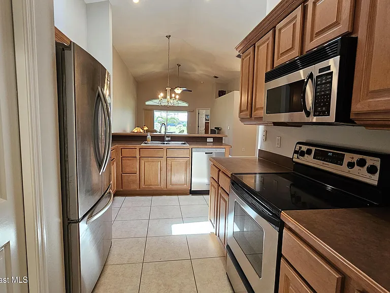 5324 Tay Ct — Photo 10