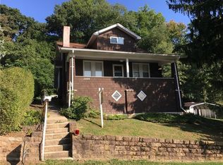 1009 Grandview Ave, Connellsville, PA 15425