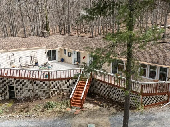 4200 Fernrock Ln, Keedysville, MD 21756