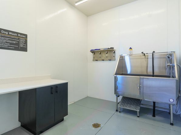 2525 S Meadows Rd #1-106