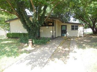 4310 Barnett Dr, Wichita Falls, TX 76308