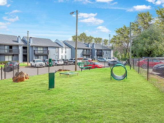 2nd image of 5923 Farm Pond Ln #Dae1b815f