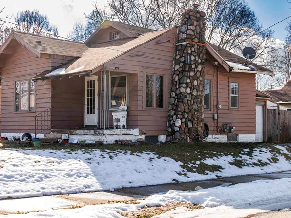 2021 Edgewood Ave NE, Grand Rapids, MI 49505