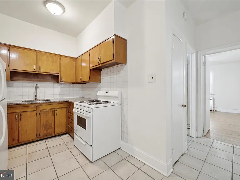 1817 Spruce St #1R — Photo 8