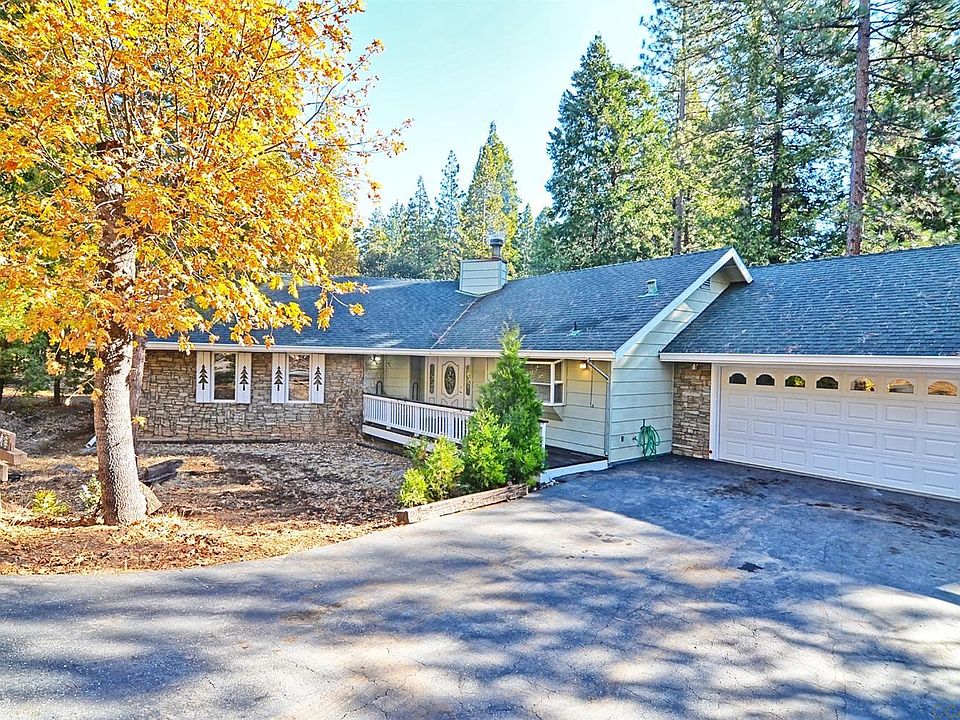 1st image of 2443 Country Club Dr #12/76