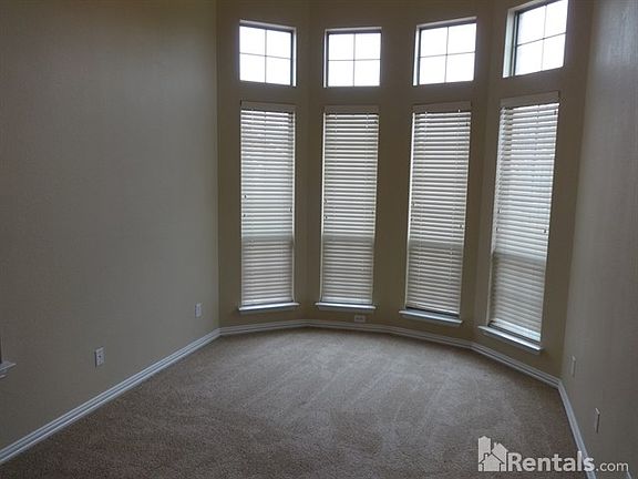2nd image of 300 Audobon Ln