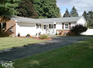 990 N Hintz Rd, Owosso, MI 48867