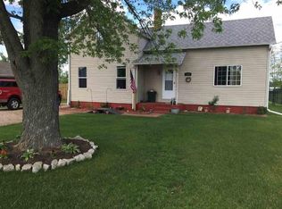710 N Main St, Necedah, WI 54646