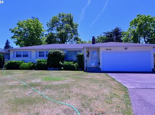 3936 Robin Ave, Eugene, OR 97402