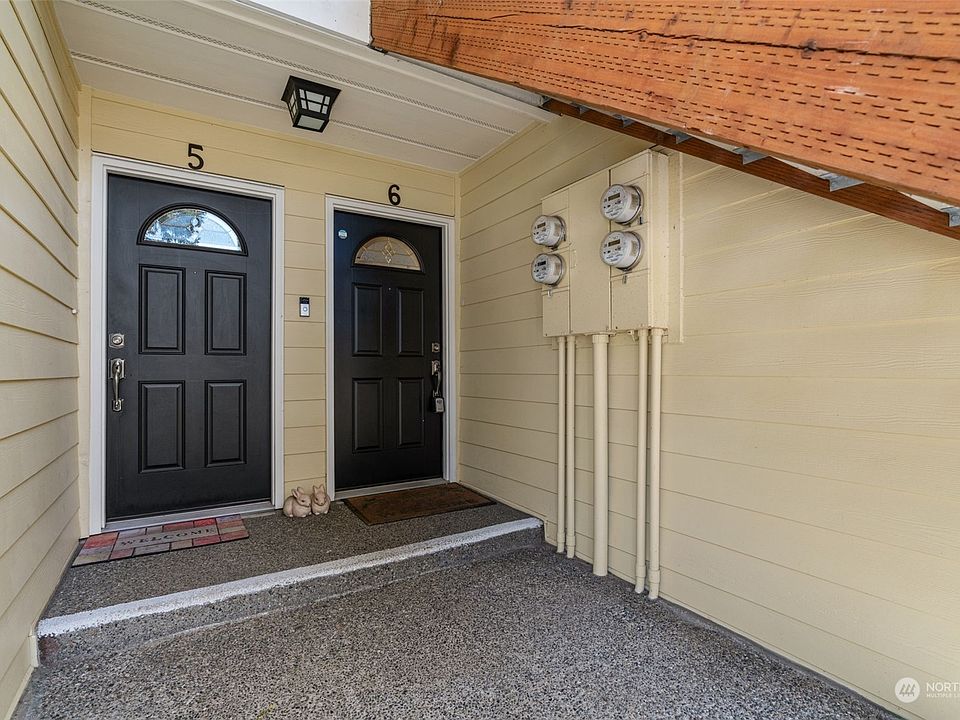 1st image of 14777 NE 50th Pl #L6