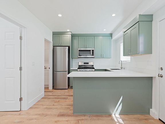 3rd image of 16454 Parthenia St #2