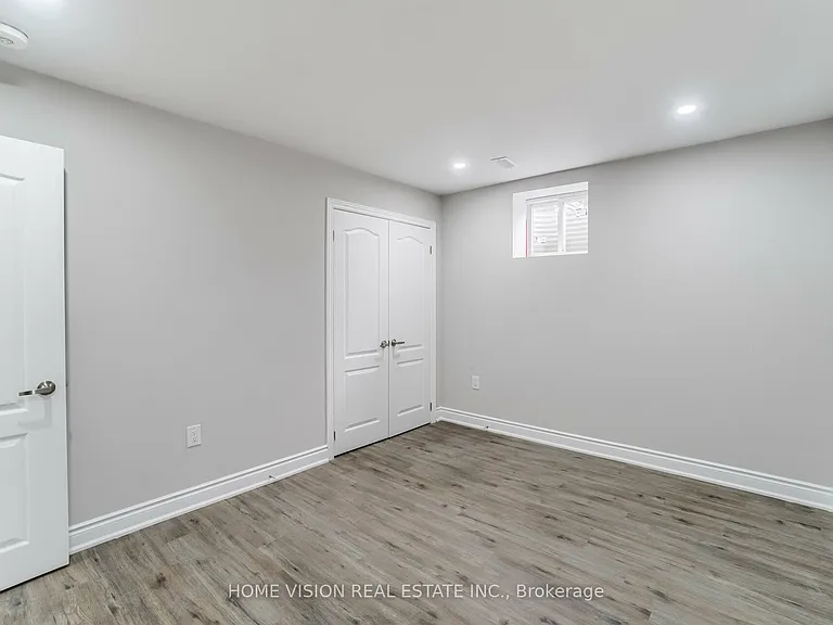 35 Little Britain Cres #BASEMENT — Photo 14