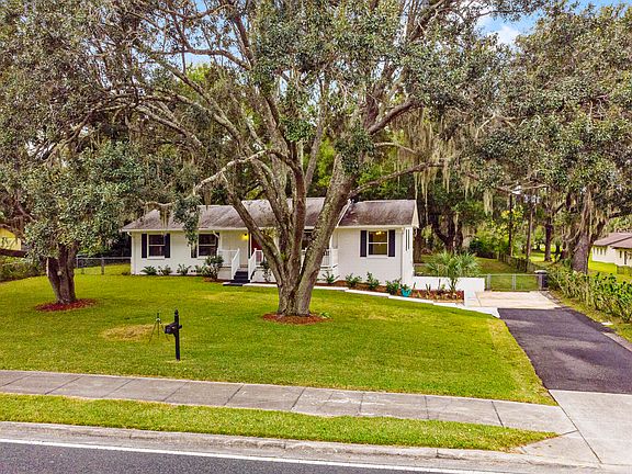 2nd image of 1732 SE Lake Weir Ave