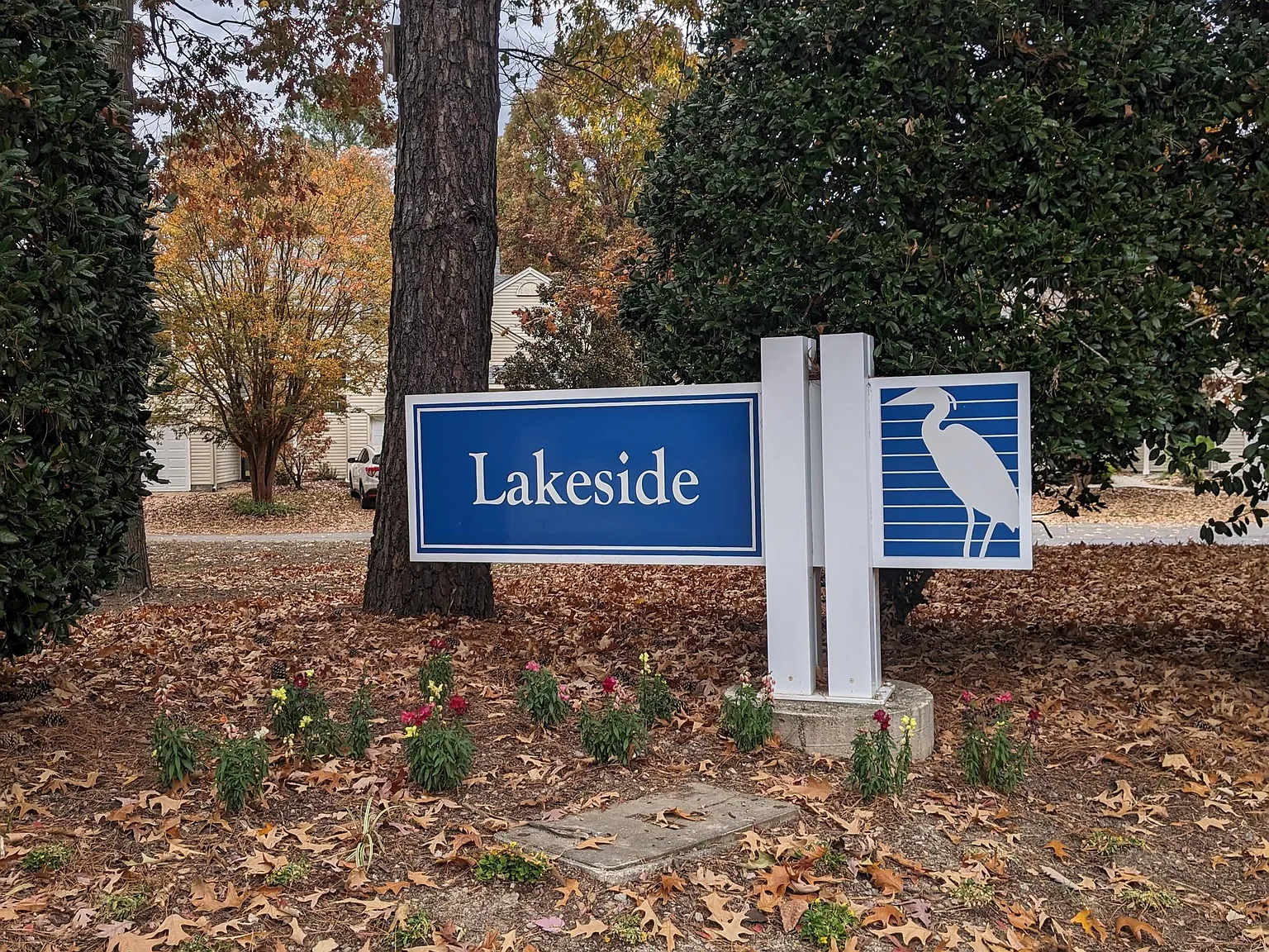 Lake Drive 1254 - 1 — Photo 2