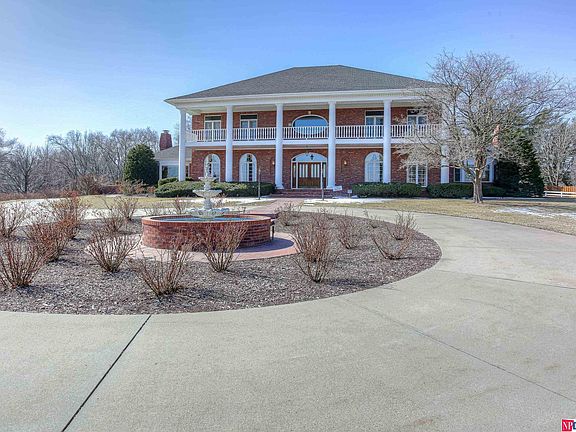 2nd image of 2906 Trailridge Blvd
