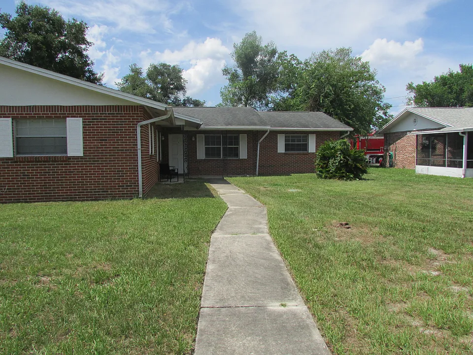 1335 W Evans Cir #A