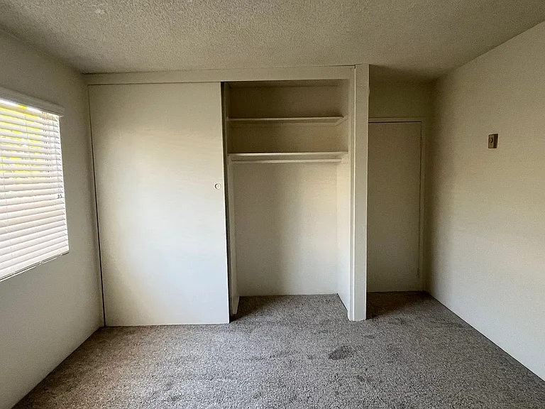 2625 Camulos St — Photo 10
