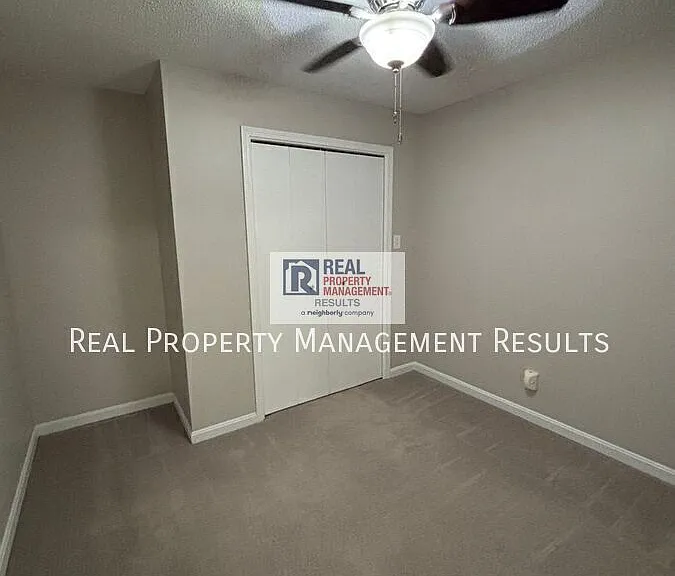 114 Olde Newburgh Dr — Photo 11