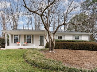 4812 Stonehill Dr, Raleigh, NC 27609