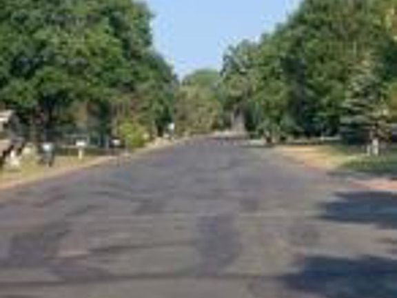 Exterior Neighborhood (street photo)