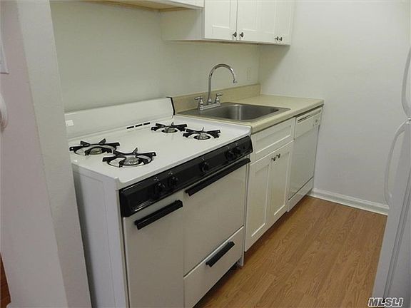 5th image of 15 Dolphin Grn APT C2j