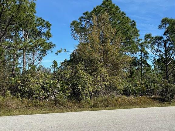 3rd image of 27472 Pasadena DR