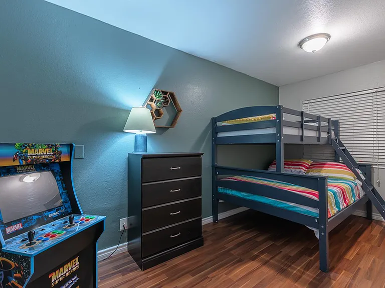 219 Andrews St #7 — Photo 30