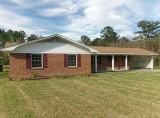 43 Beverly Hills Dr, Poplarville, MS 39470