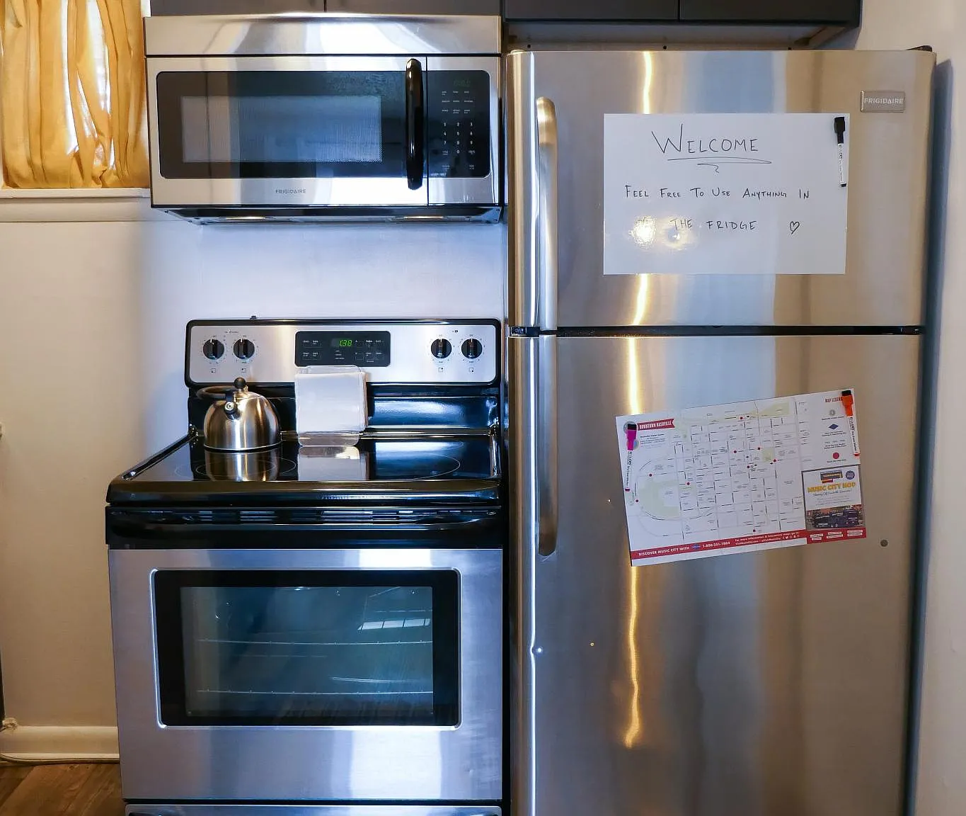 Studio, 420 sqft, $1,700 — Photo 4