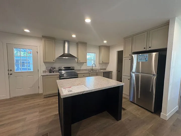2060 N Center St #38 — Photo 15