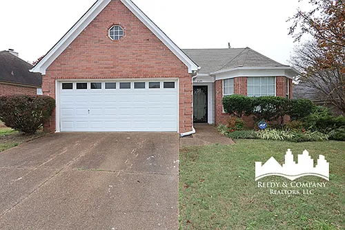 2189 Rocky Stream Dr Photo 1