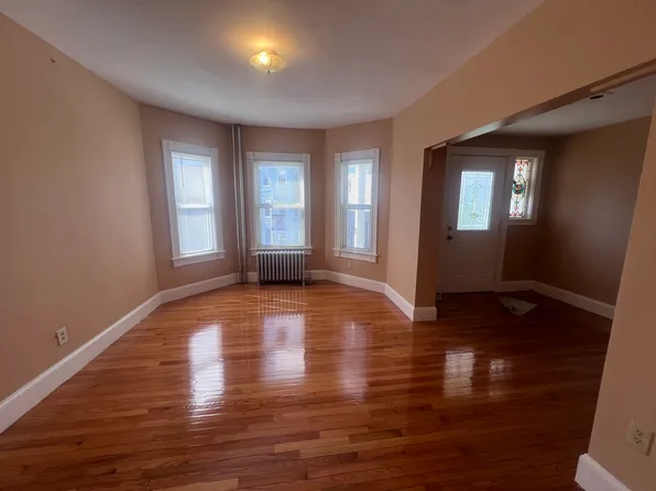 103 Draper St Floor 1, Dorchester, MA 02122