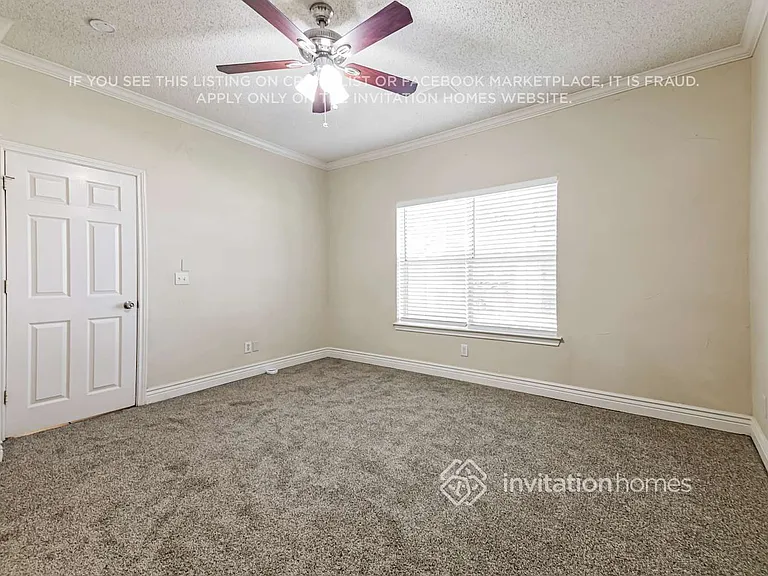 8200 Galley St — Photo 10