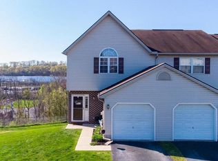 7267 Capital Dr, Harrisburg, PA 17111