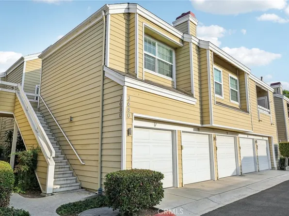3680 S Bear St #17, Santa Ana, CA 92704