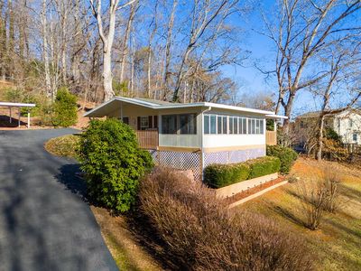249 Country Woods Dr, Franklin, NC, 28734