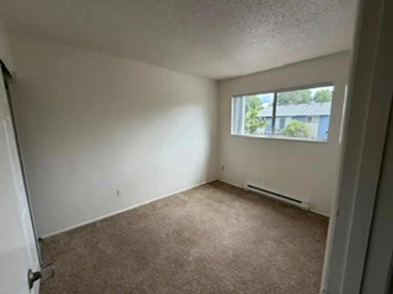 Comfortable Beaverton Living in a Convenient Location! — Photo 9