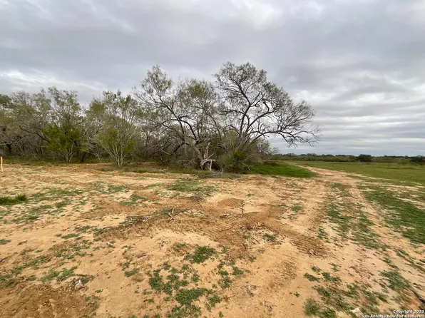 149 Sylas Hayes Loop LOT 27, Leming, TX 78064