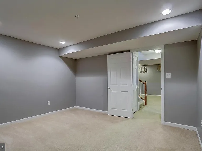 1709 Hayle Dr — Photo 44