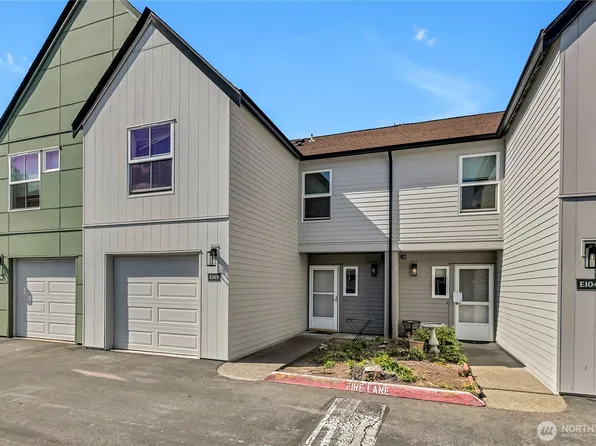 6706 S 239th Place #E103, Kent, WA 98032
